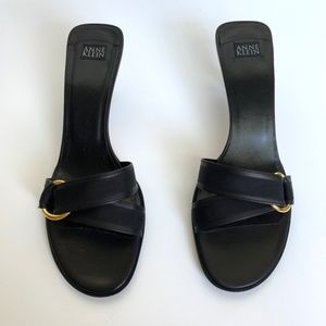 ANNE KLEIN Black Strap Slide Sandals Gold Ring